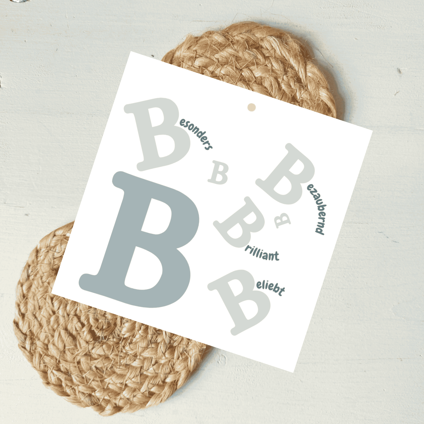 Geschenkanhänger Komplimente Buchstabe B aus hochwertigem Karton von foodigence