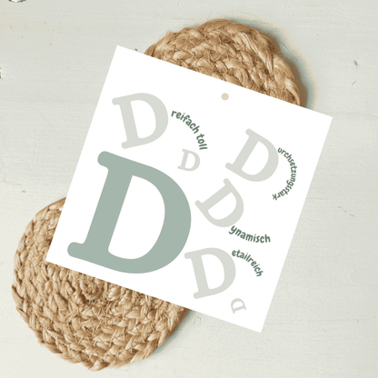Geschenkanhänger Komplimente Buchstabe D aus hochwertigem Karton von foodigence