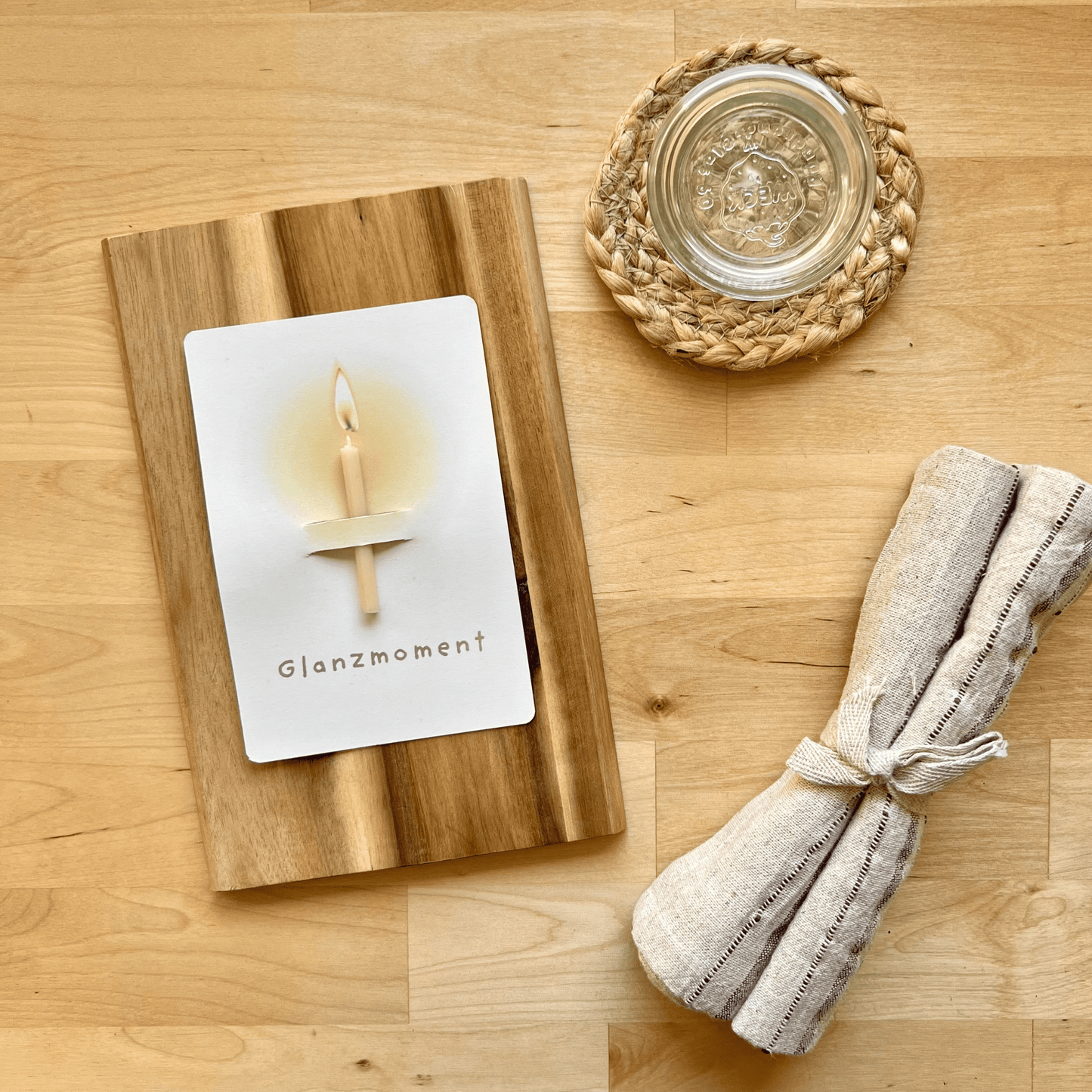 Postkarte mit Bienenwachskerze "Glanzmoment"
