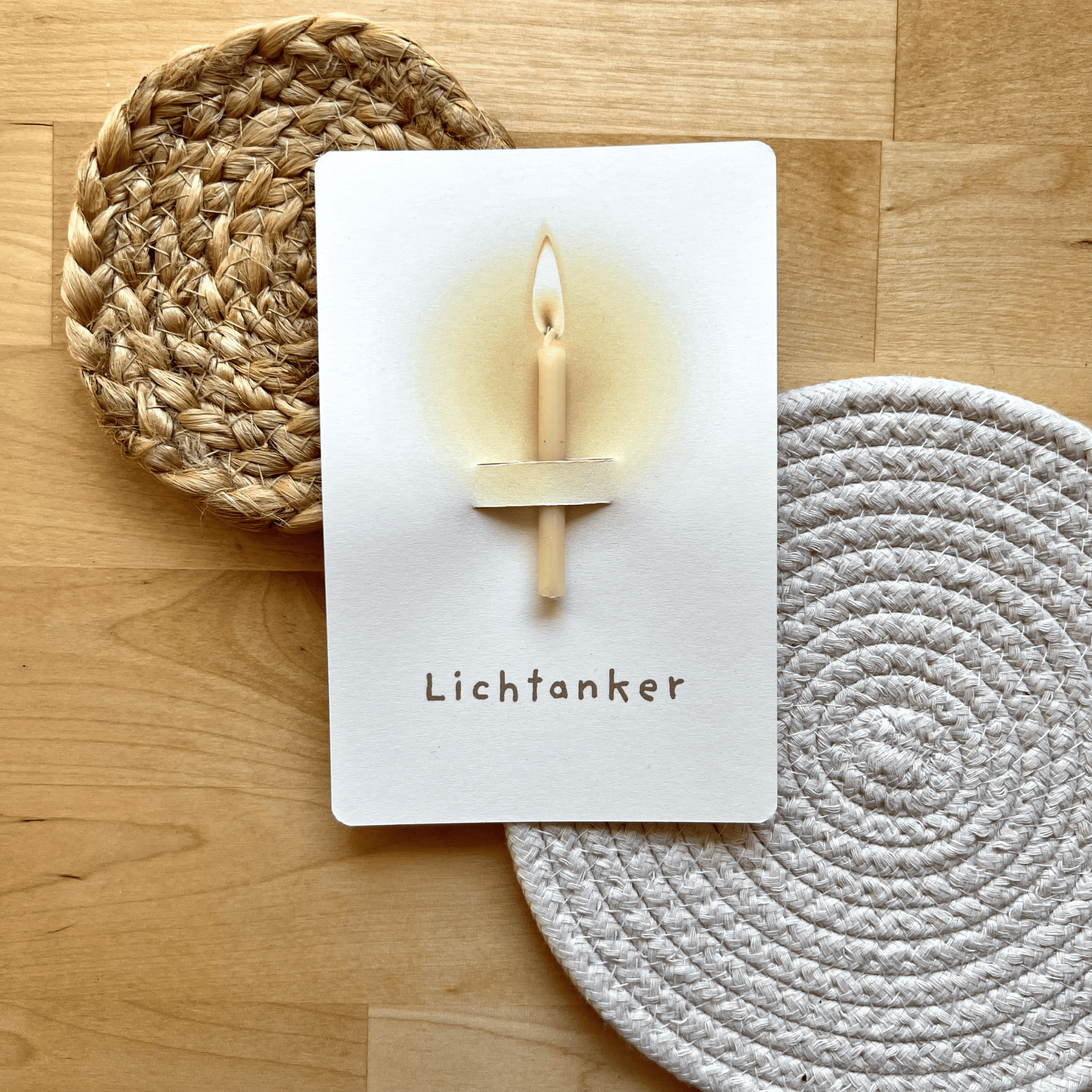 Postkarte mit Bienenwachskerze "Lichtanker"
