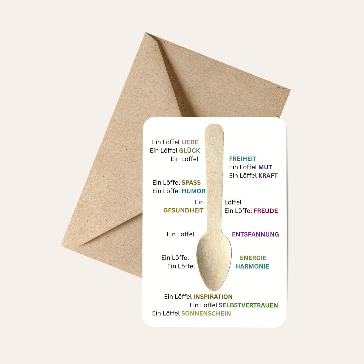 Postkarte mit Holzlöffel von foodigence "Ein Löffel Glück" mit Umschlag aus Kraftpapier